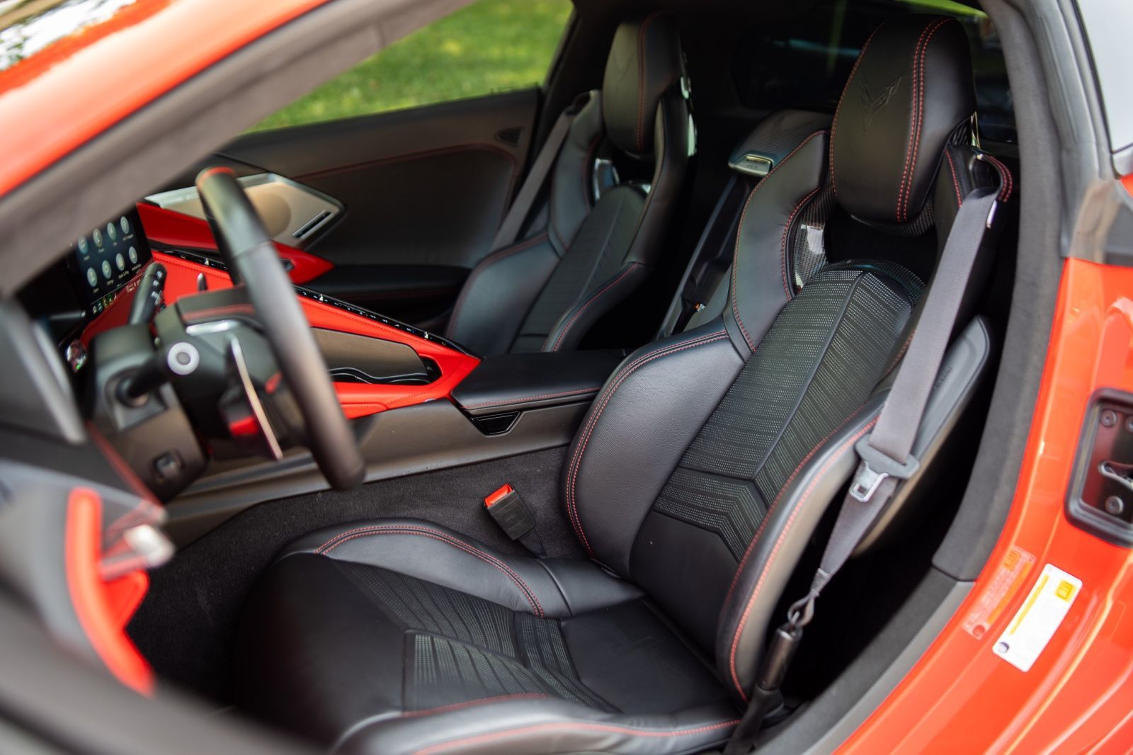 2023 Chevrolet Corvette 3LT-18