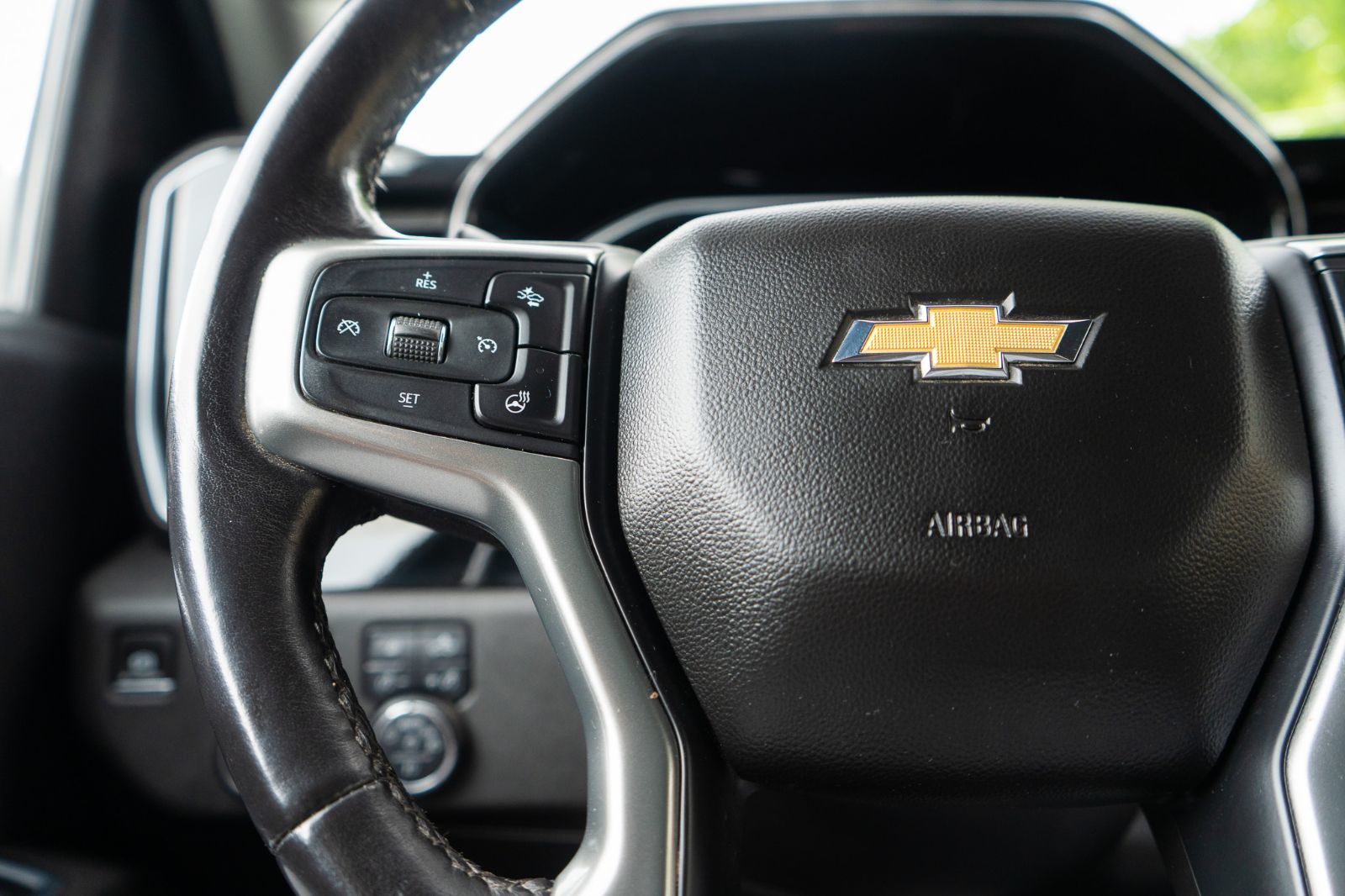 2022 Chevrolet Silverado 1500 LTZ-12