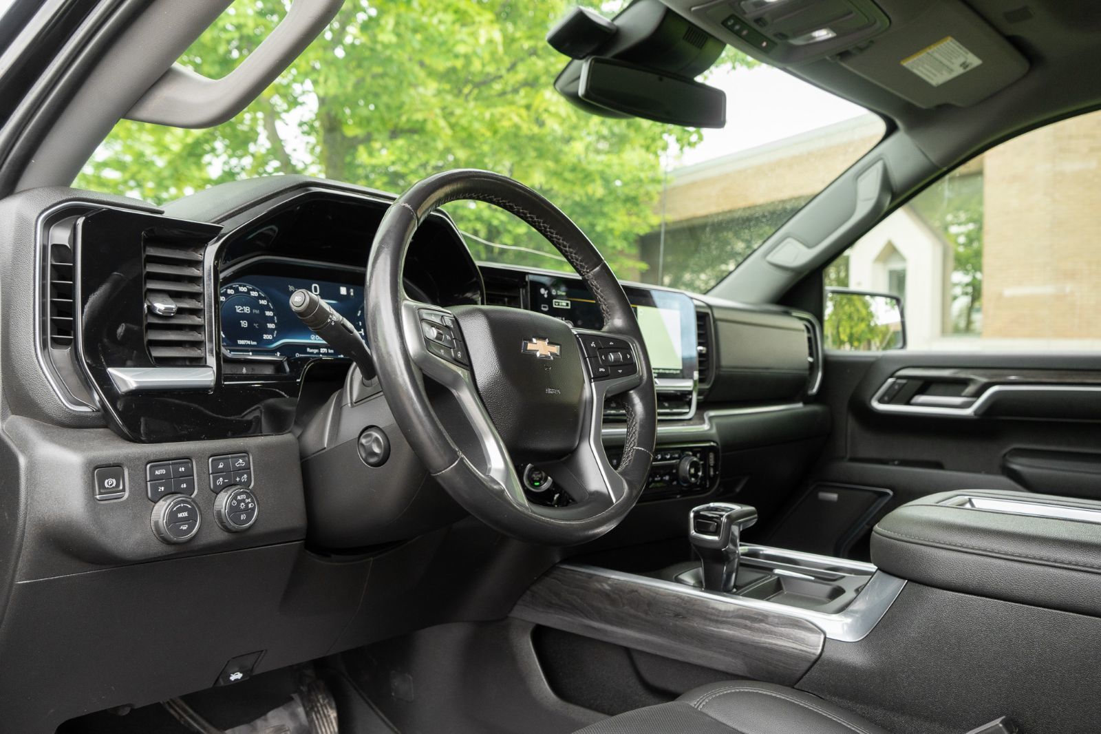 2022 Chevrolet Silverado 1500 LTZ-22