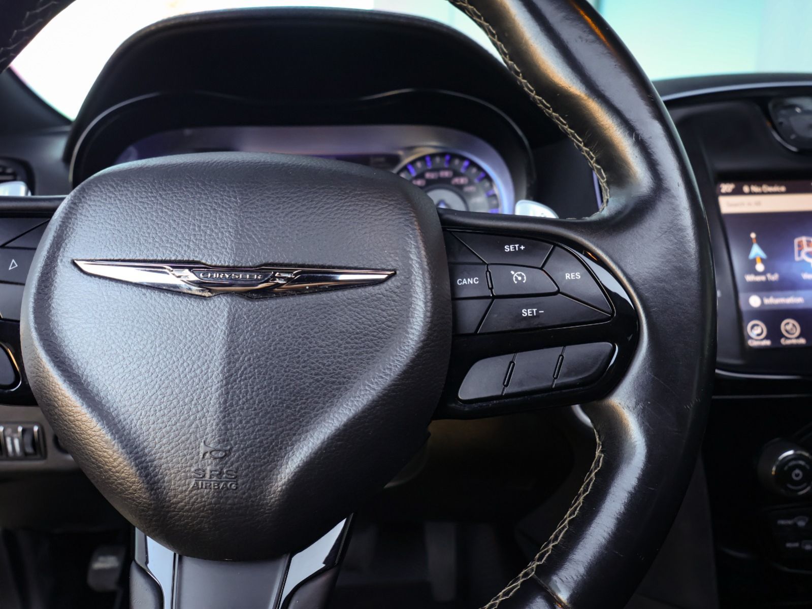 2017 Chrysler 300 S-8