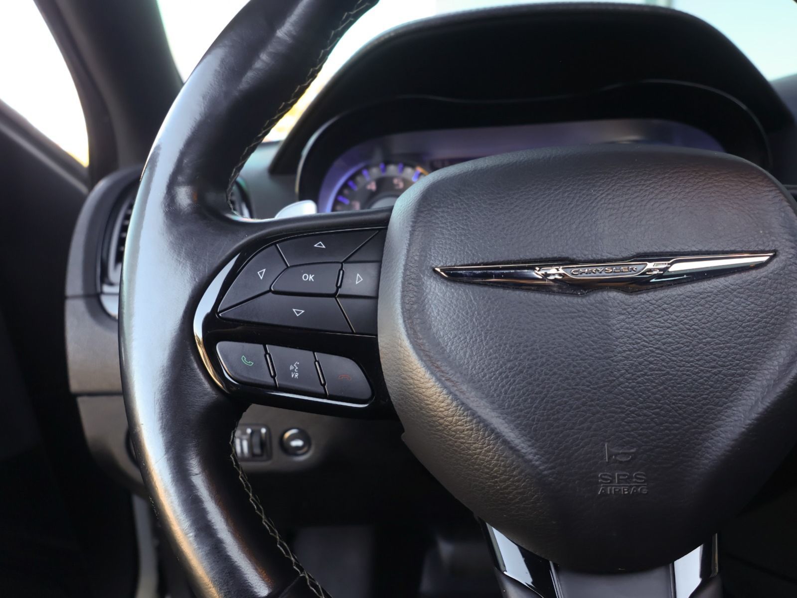 2017 Chrysler 300 S-7