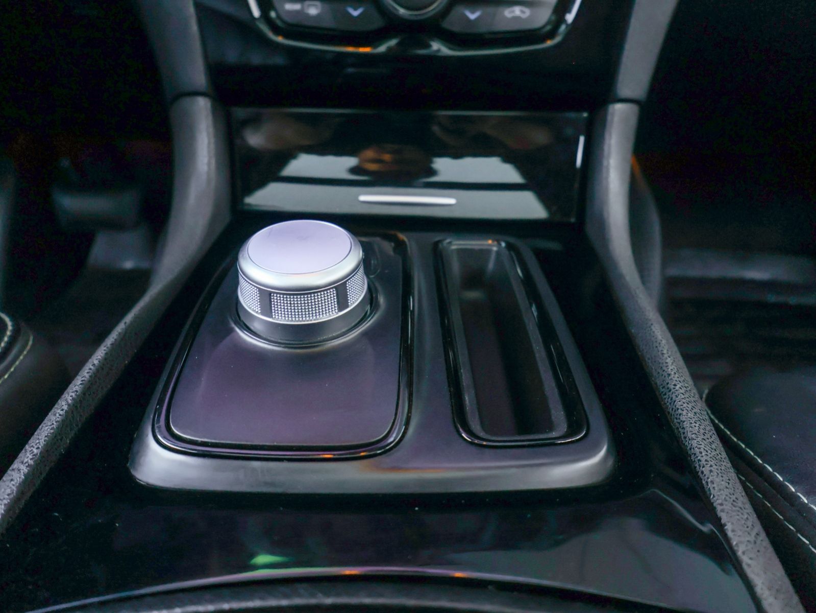 2017 Chrysler 300 S-15