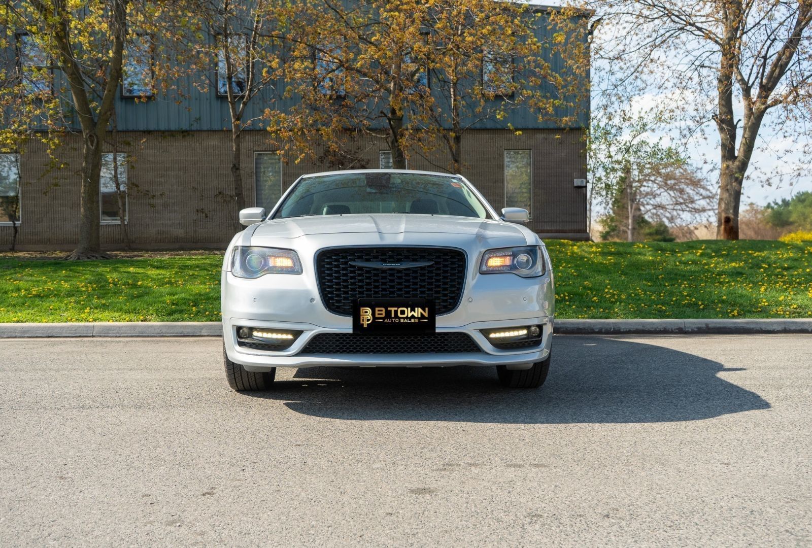 2022 Chrysler 300 Touring L-1