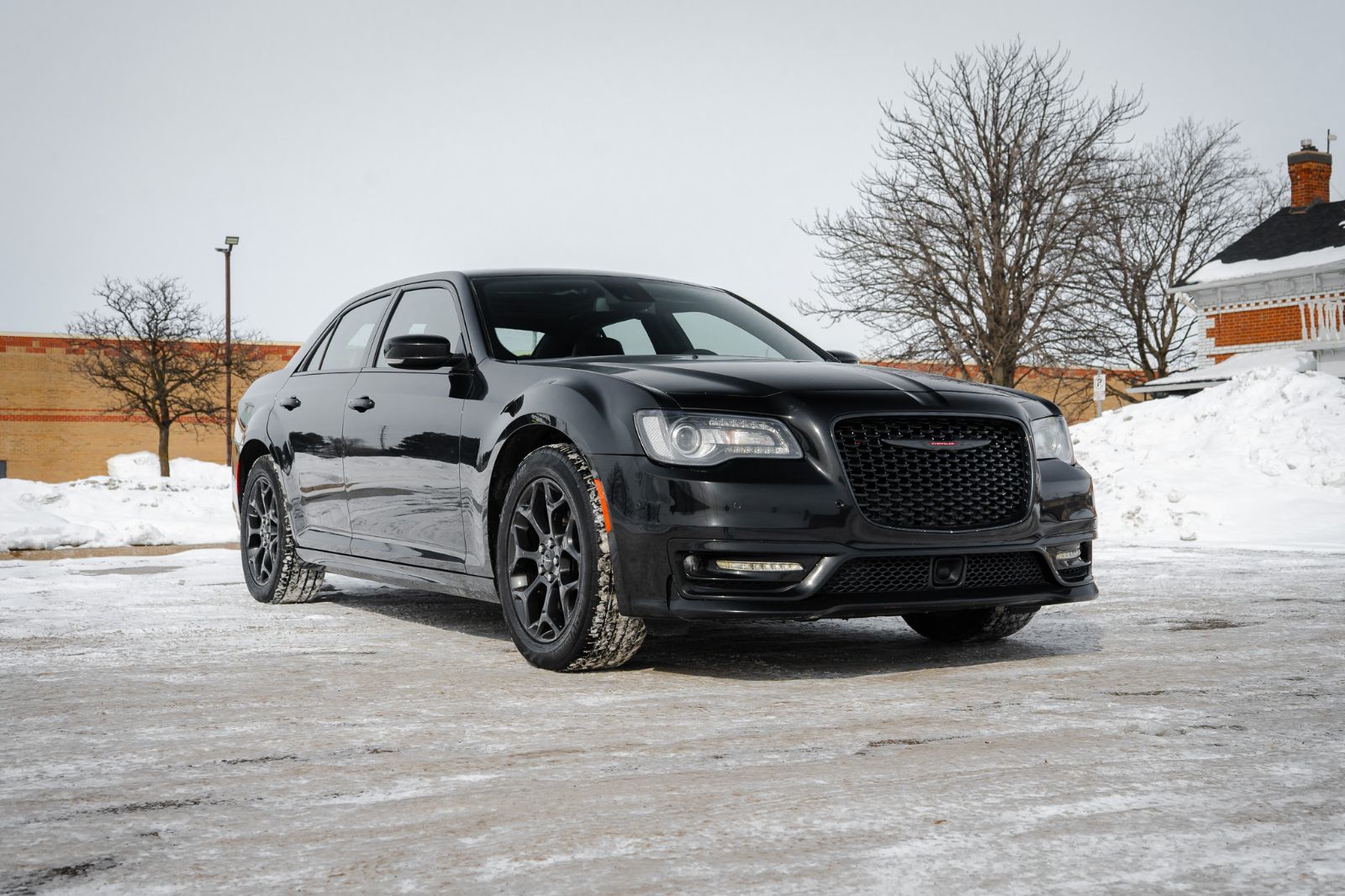 2023 Chrysler 300 S-2