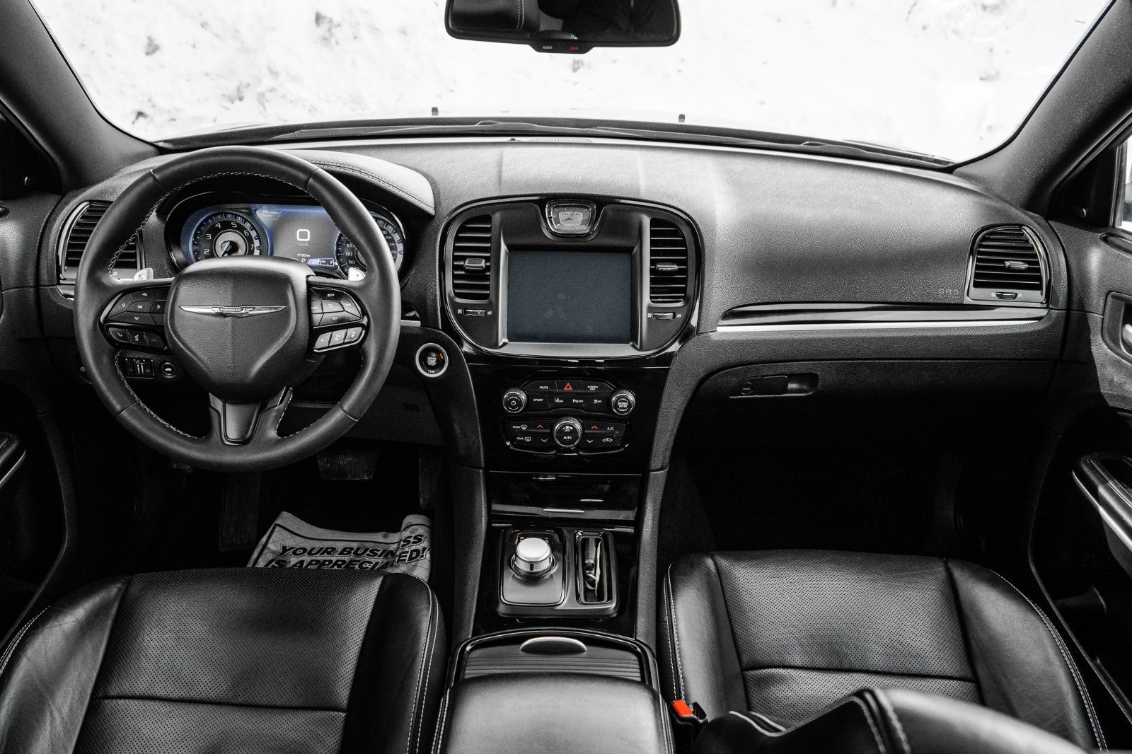 2023 Chrysler 300 S-7