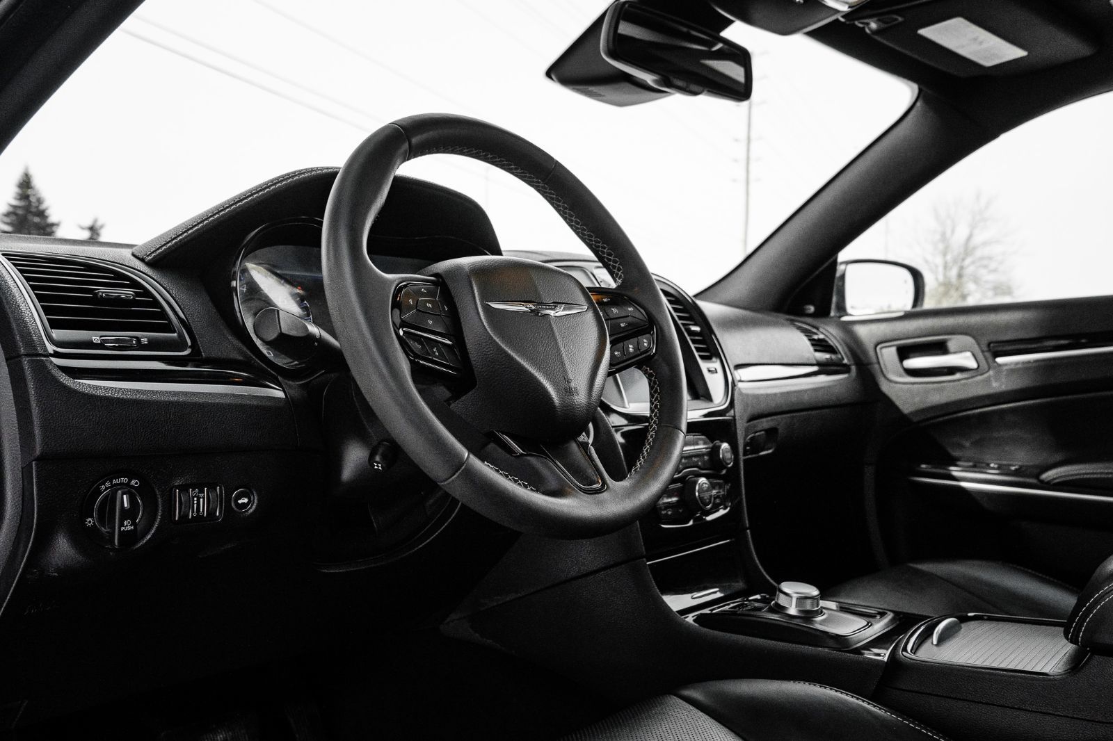 2023 Chrysler 300 S-28