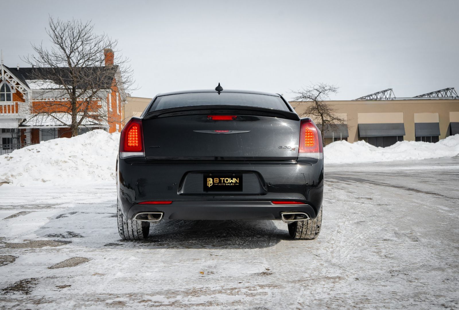 2023 Chrysler 300 S-6