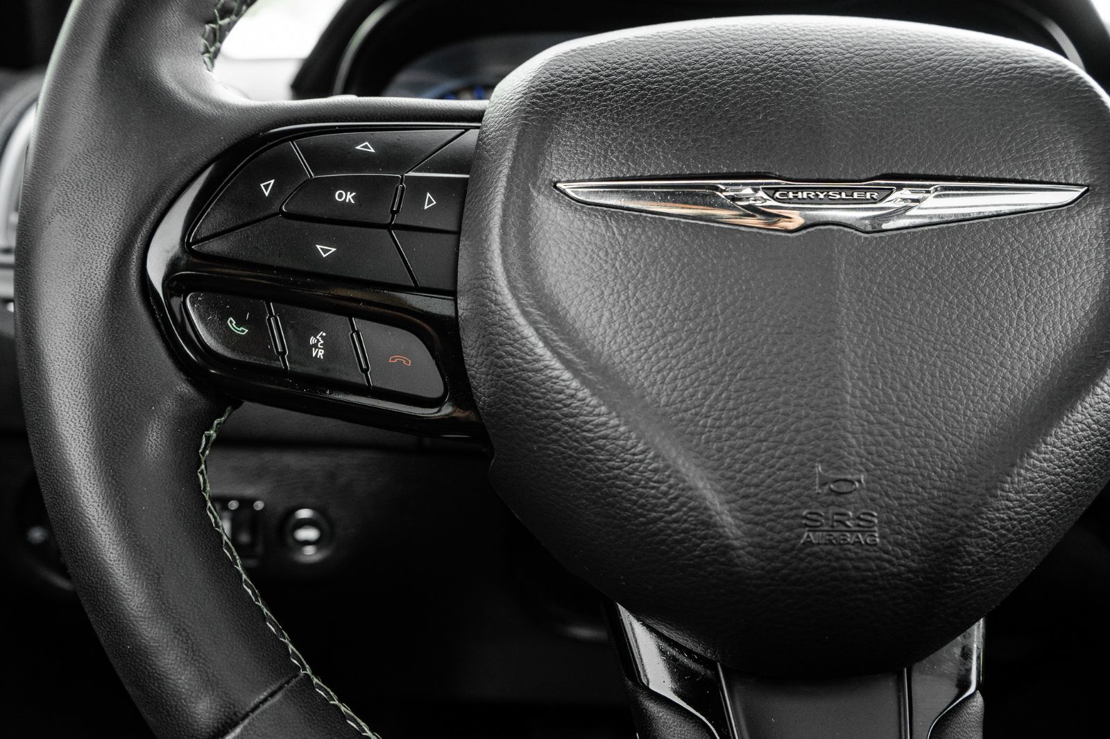 2023 Chrysler 300 S-11