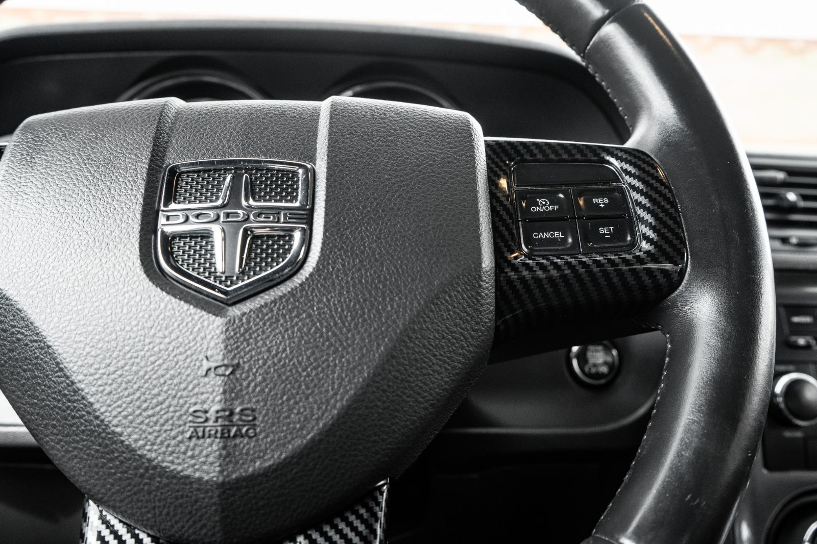 2014 Dodge Challenger SXT-8