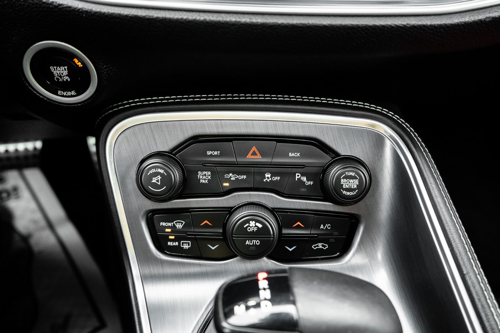 2016 Dodge Challenger Scat Pack Shaker-13