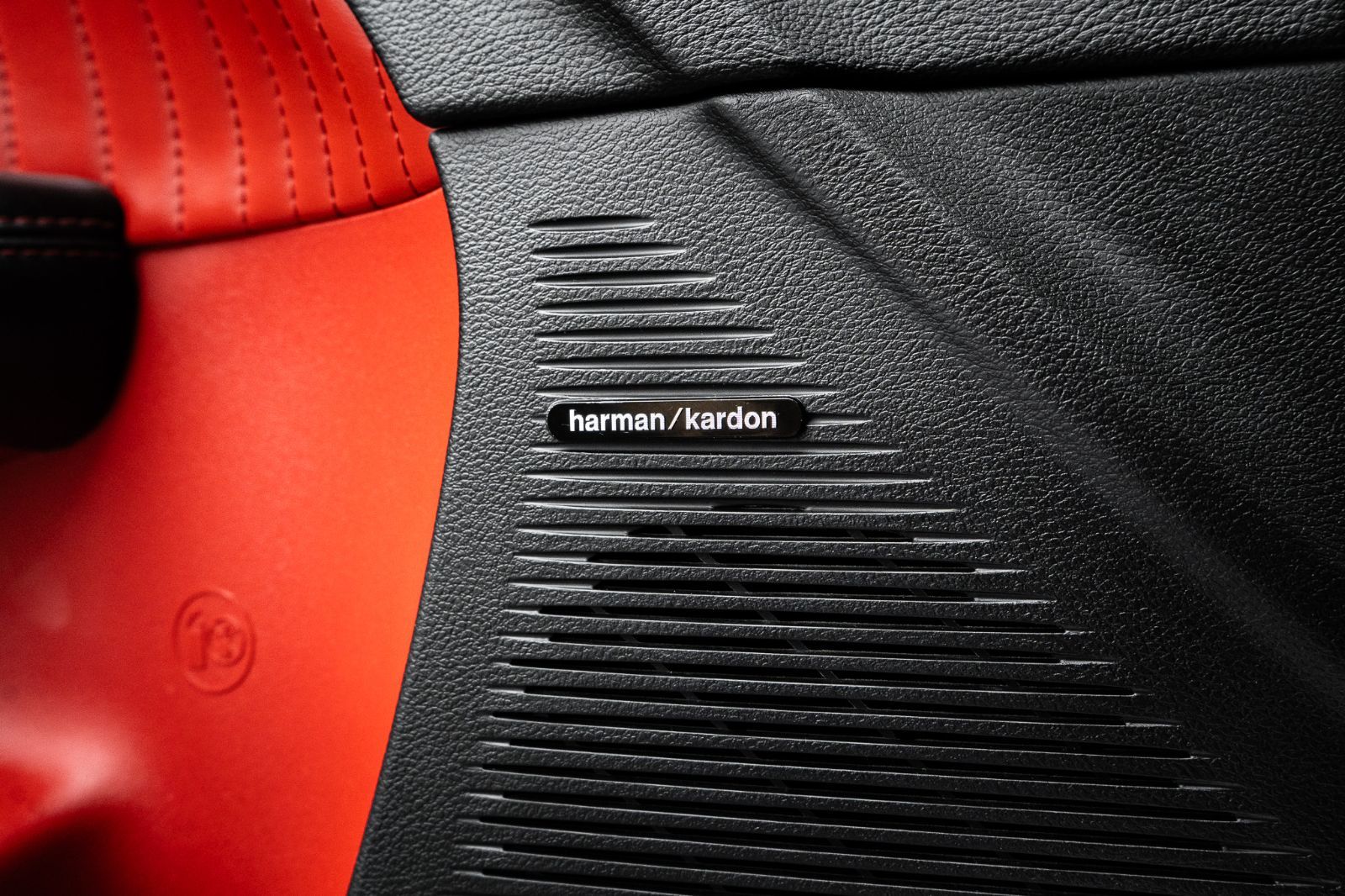 2016 Dodge Challenger Scat Pack Shaker-18