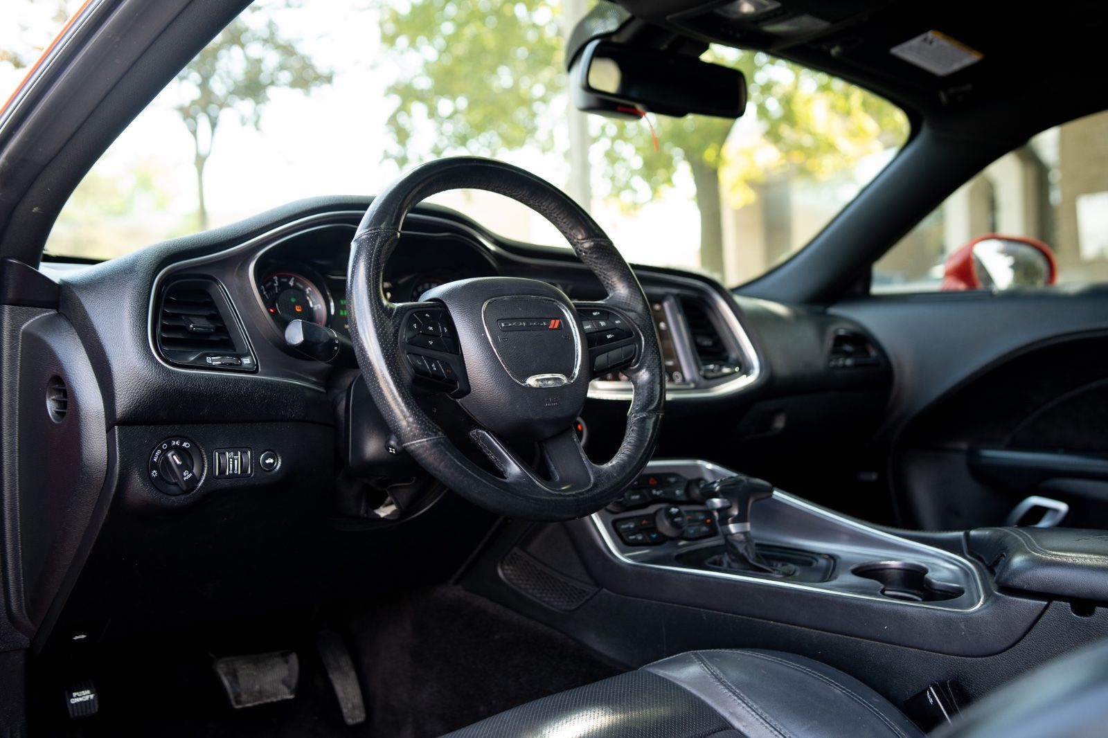 2017 Dodge Challenger SXT Plus-9