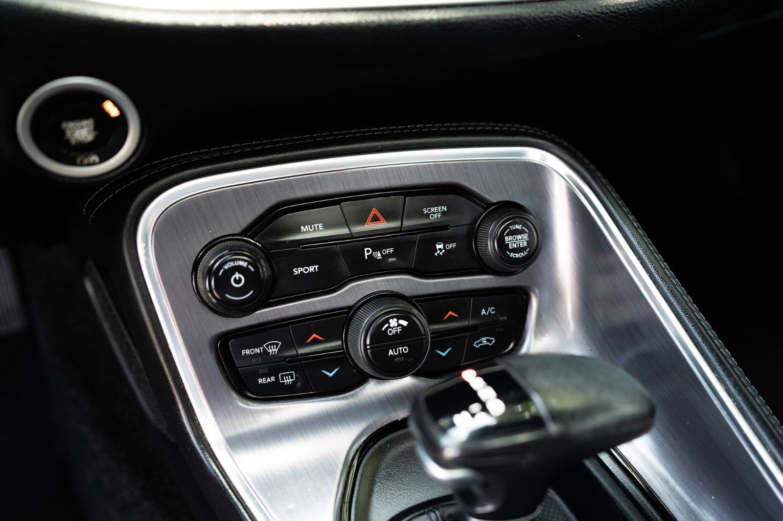 2017 Dodge Challenger SXT Plus-20