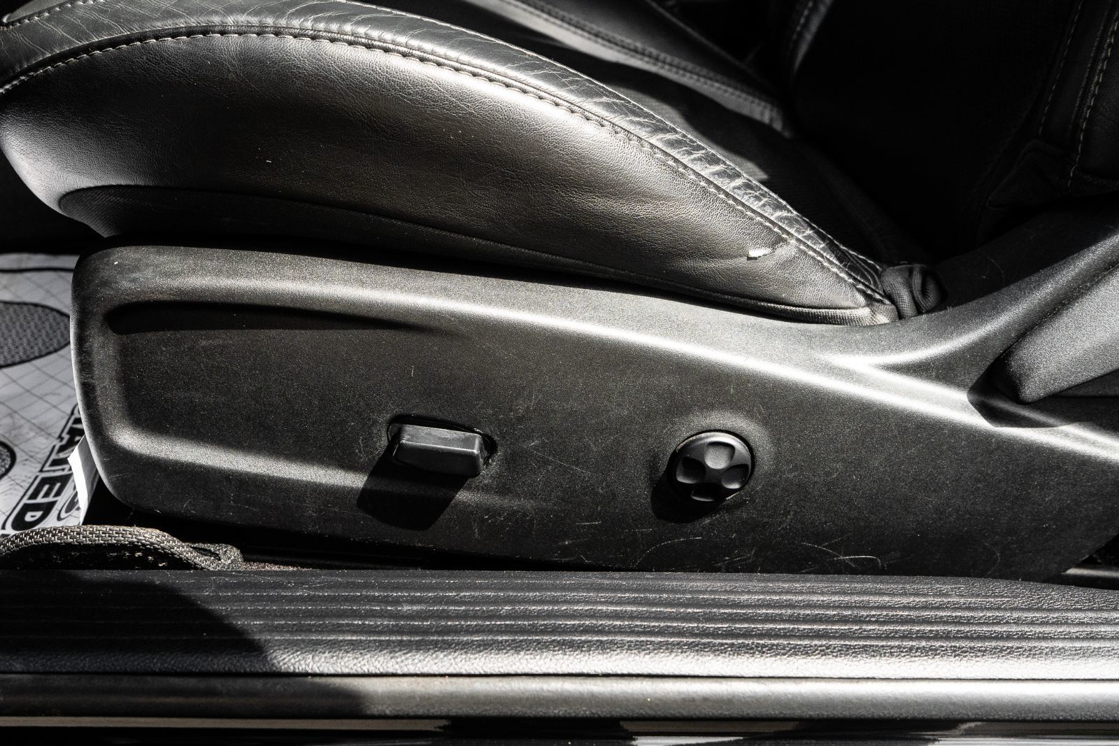 2018 Dodge Challenger SXT Plus-23