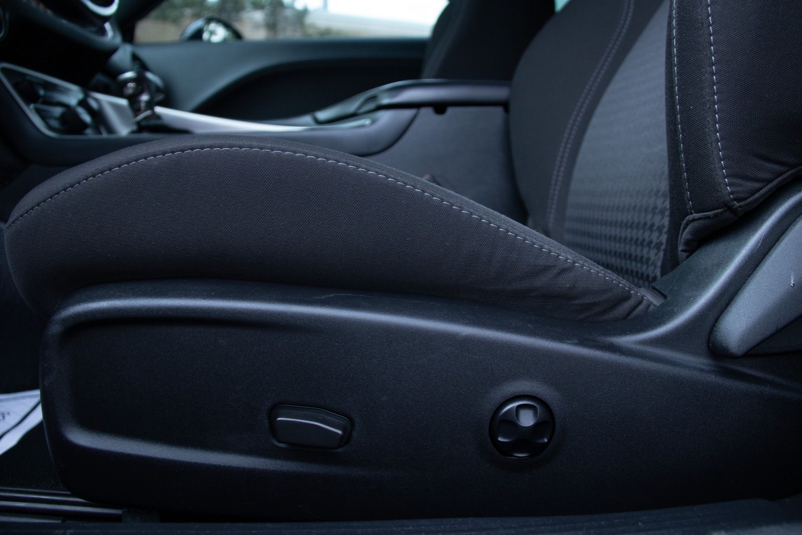 2021 Dodge Challenger SXT-14