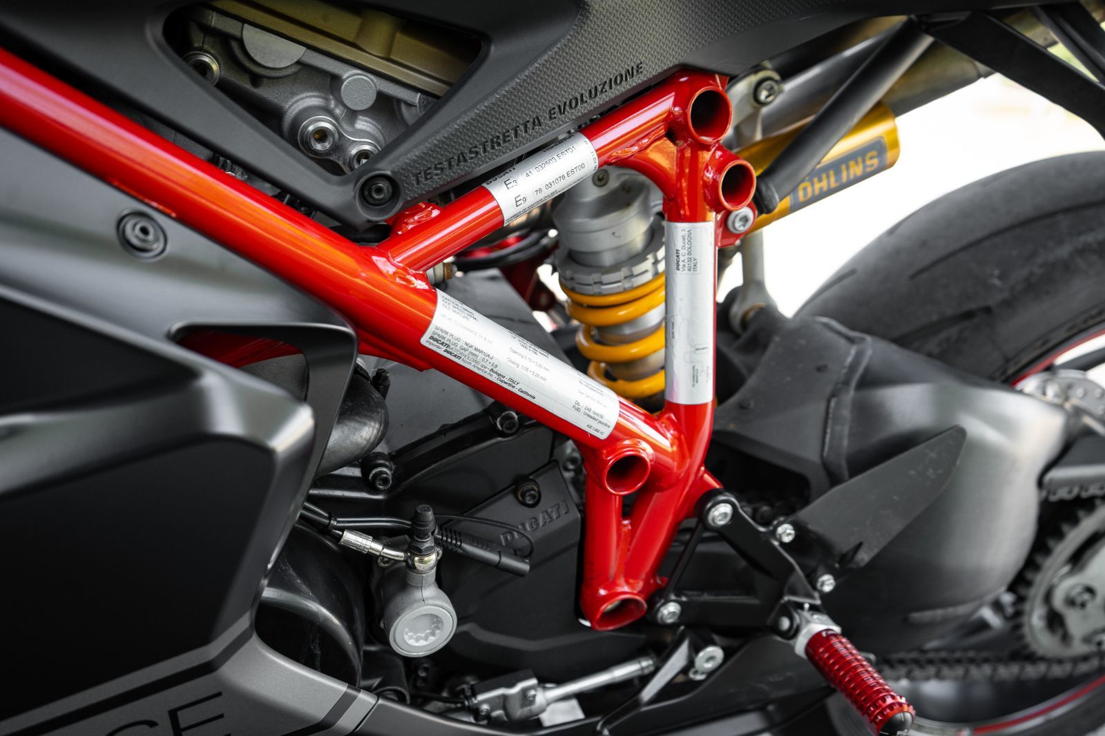 2013 Ducati 848 EVO CORSE Special Edition-20