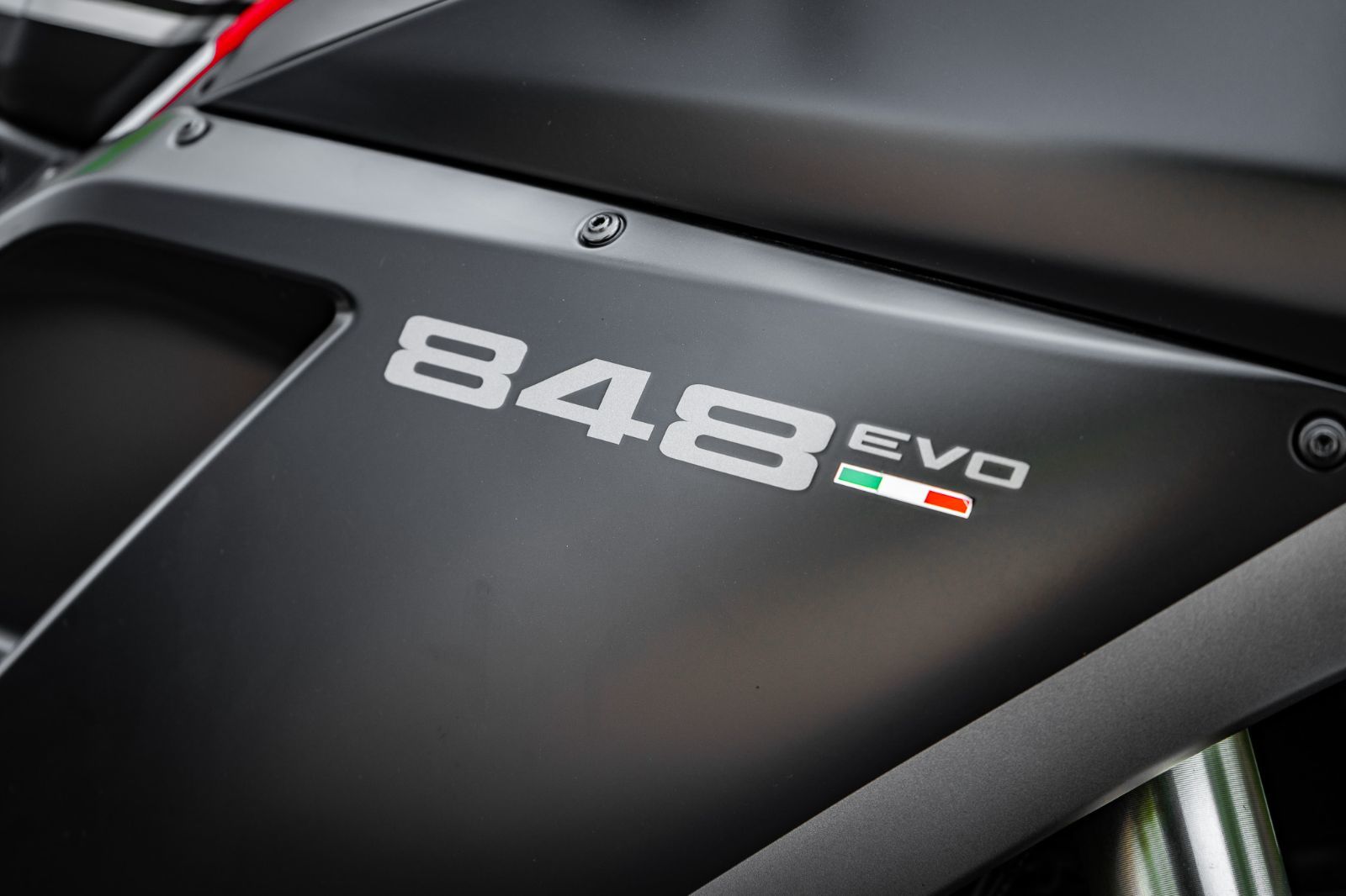 2013 Ducati 848 EVO CORSE Special Edition-7