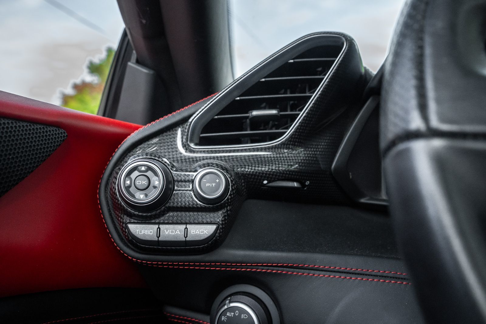 2017 Ferrari 488 Spider Spider-24
