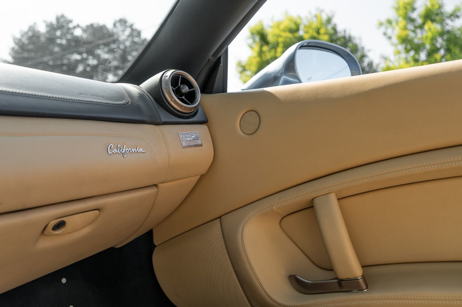 2010 Ferrari California-26