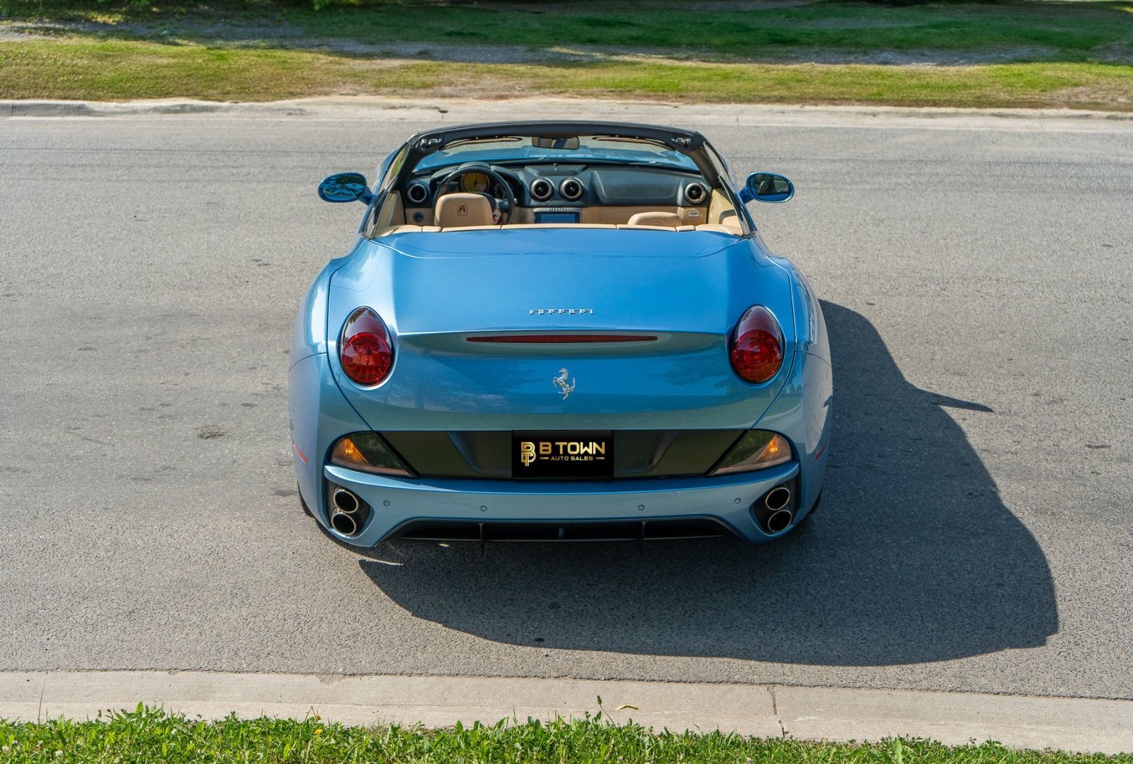 2010 Ferrari California-5