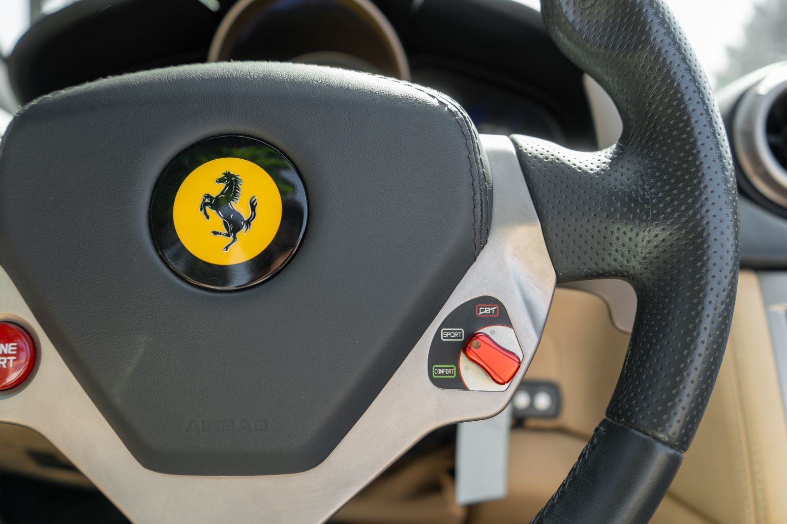 2010 Ferrari California-16