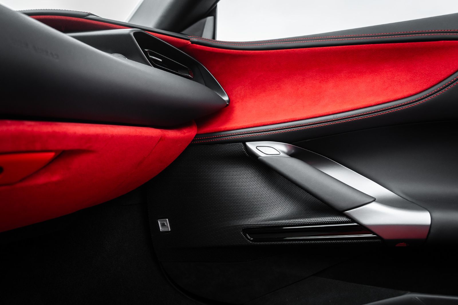 2023 Ferrari SF90 Spider-16