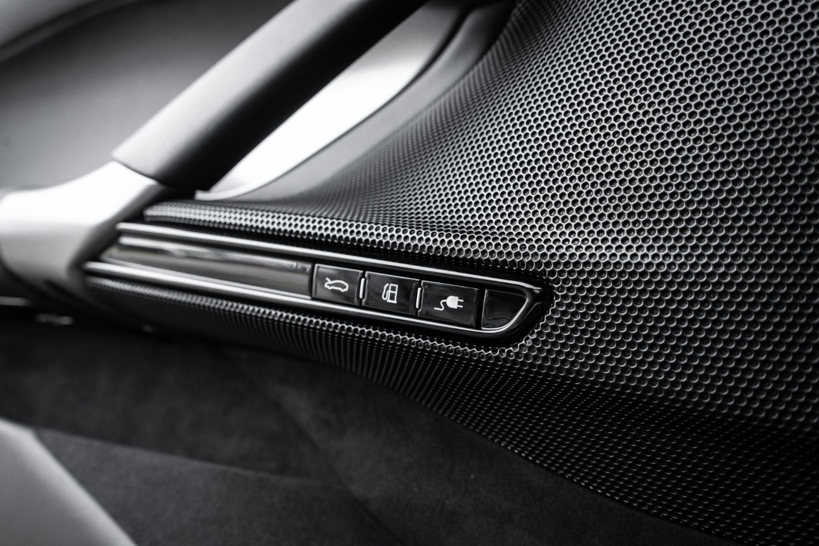 2023 Ferrari SF90 Spider-20