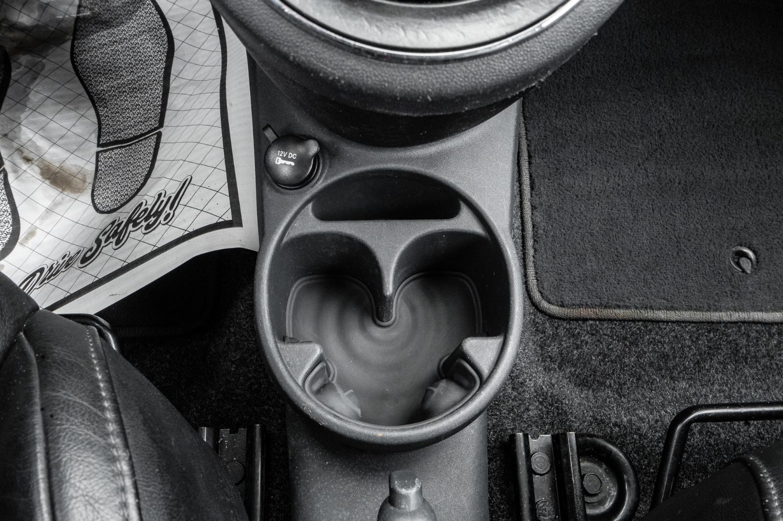 2013 Fiat 500 Lounge-12