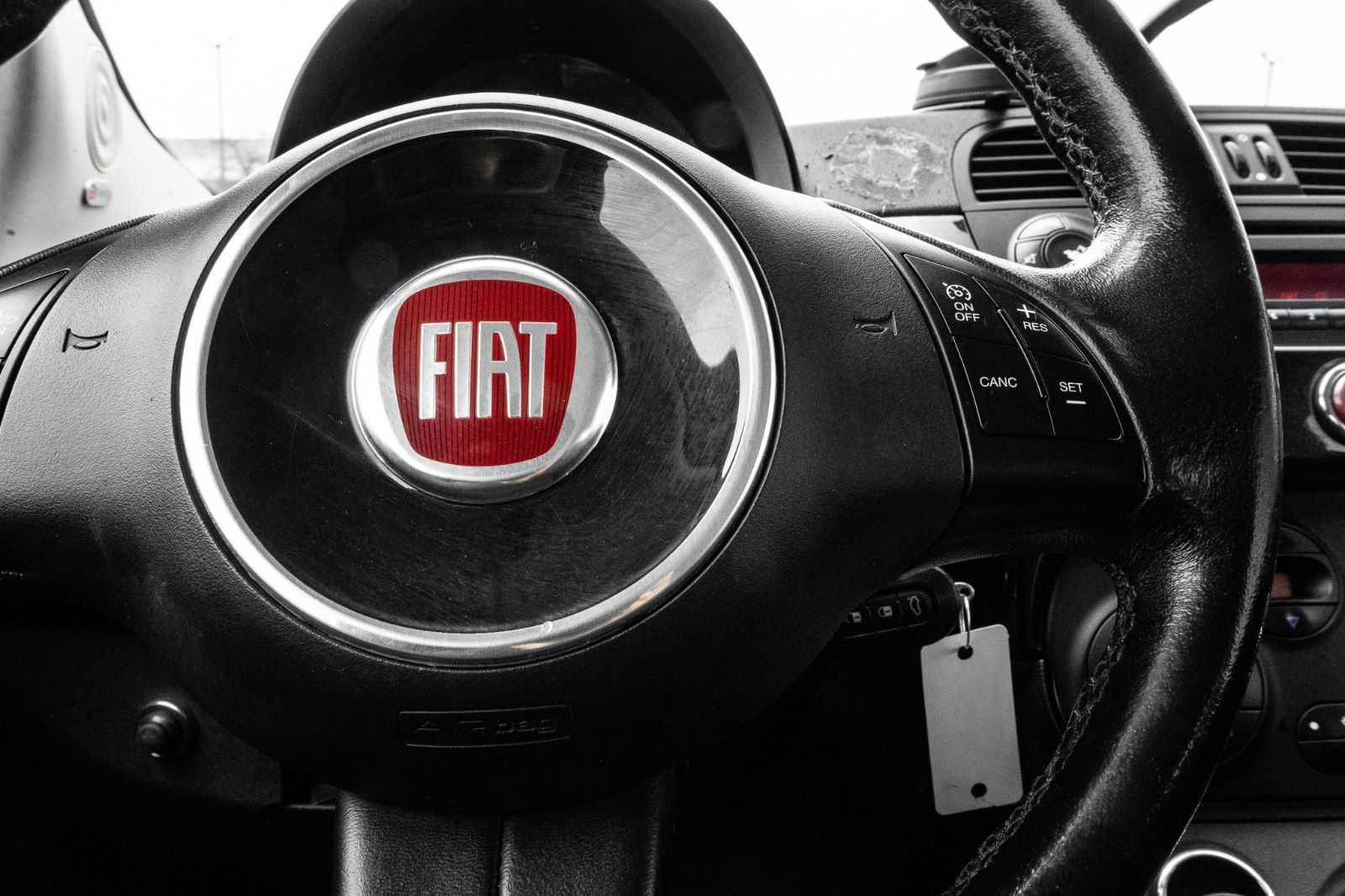 2013 Fiat 500 Lounge-7