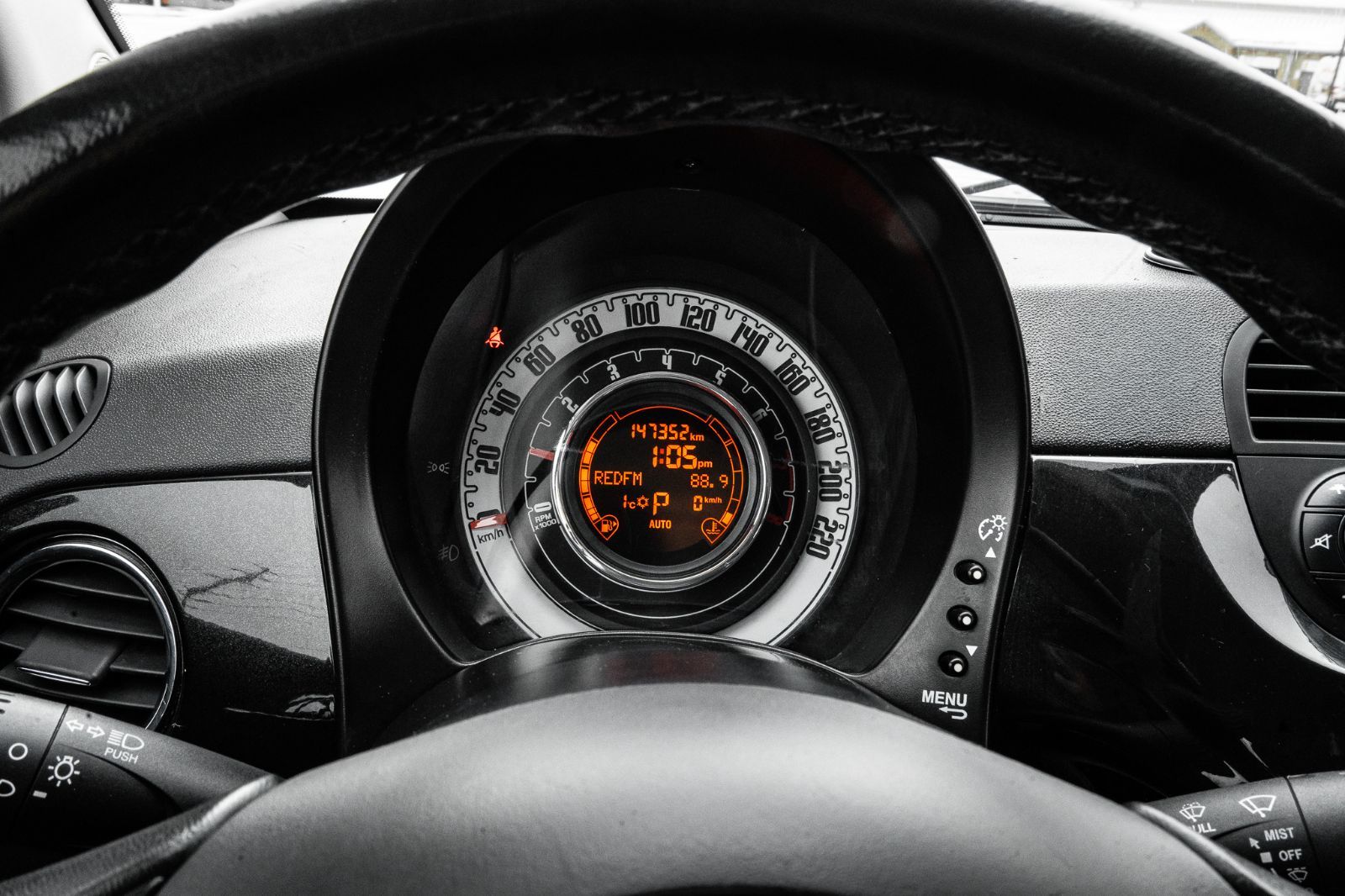 2013 Fiat 500 Lounge-8