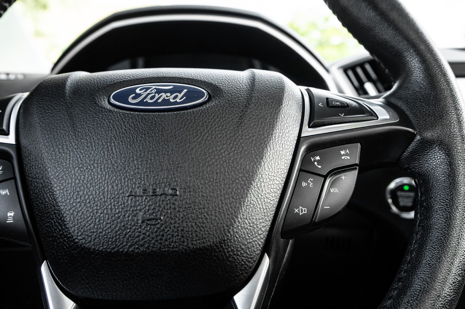 2020 Ford Edge SEL AWD-11