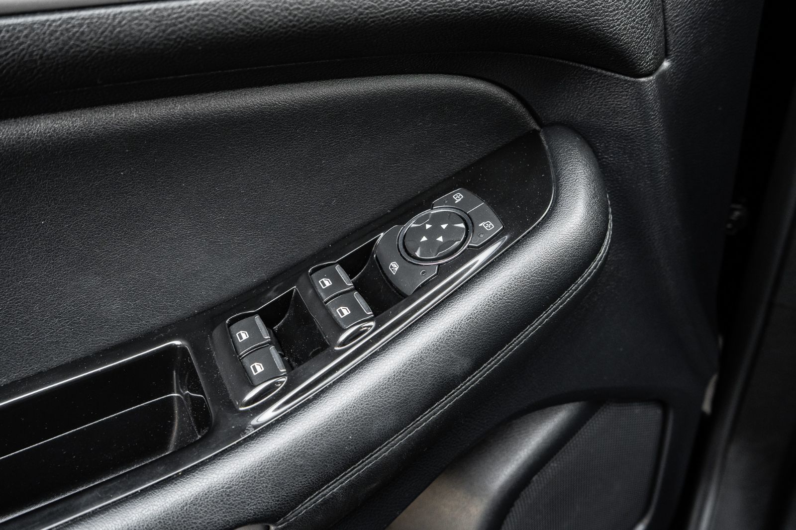2020 Ford Edge SEL AWD-19