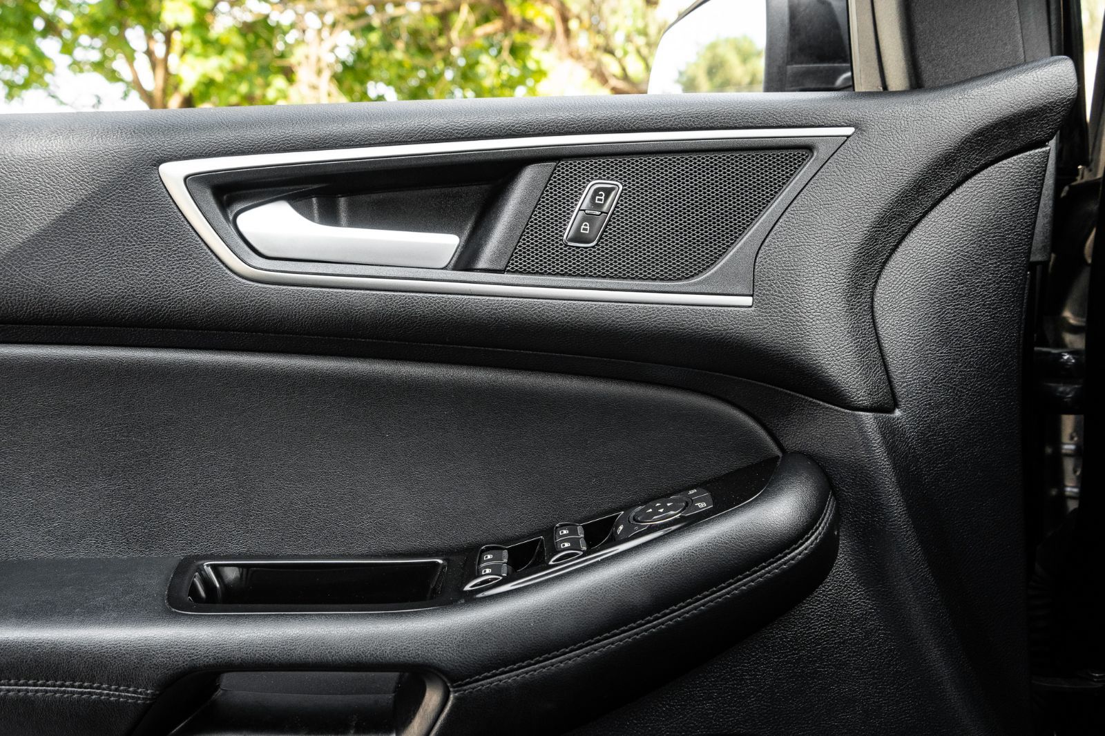 2020 Ford Edge SEL AWD-18