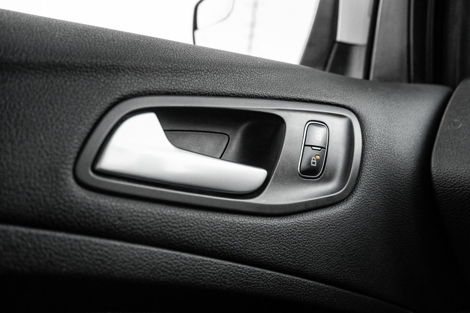 2017 Ford Escape SE-23