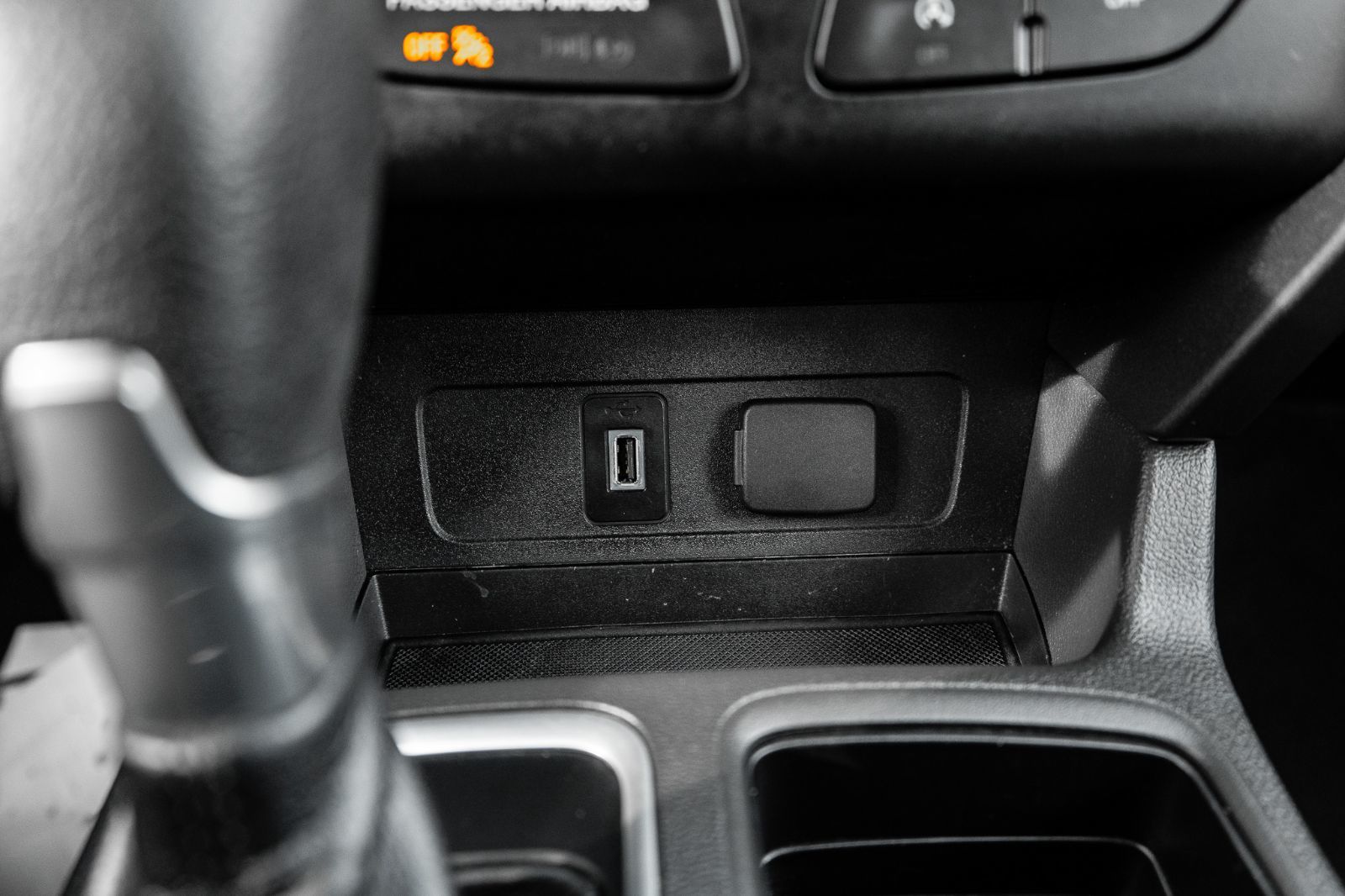 2017 Ford Escape SE-16