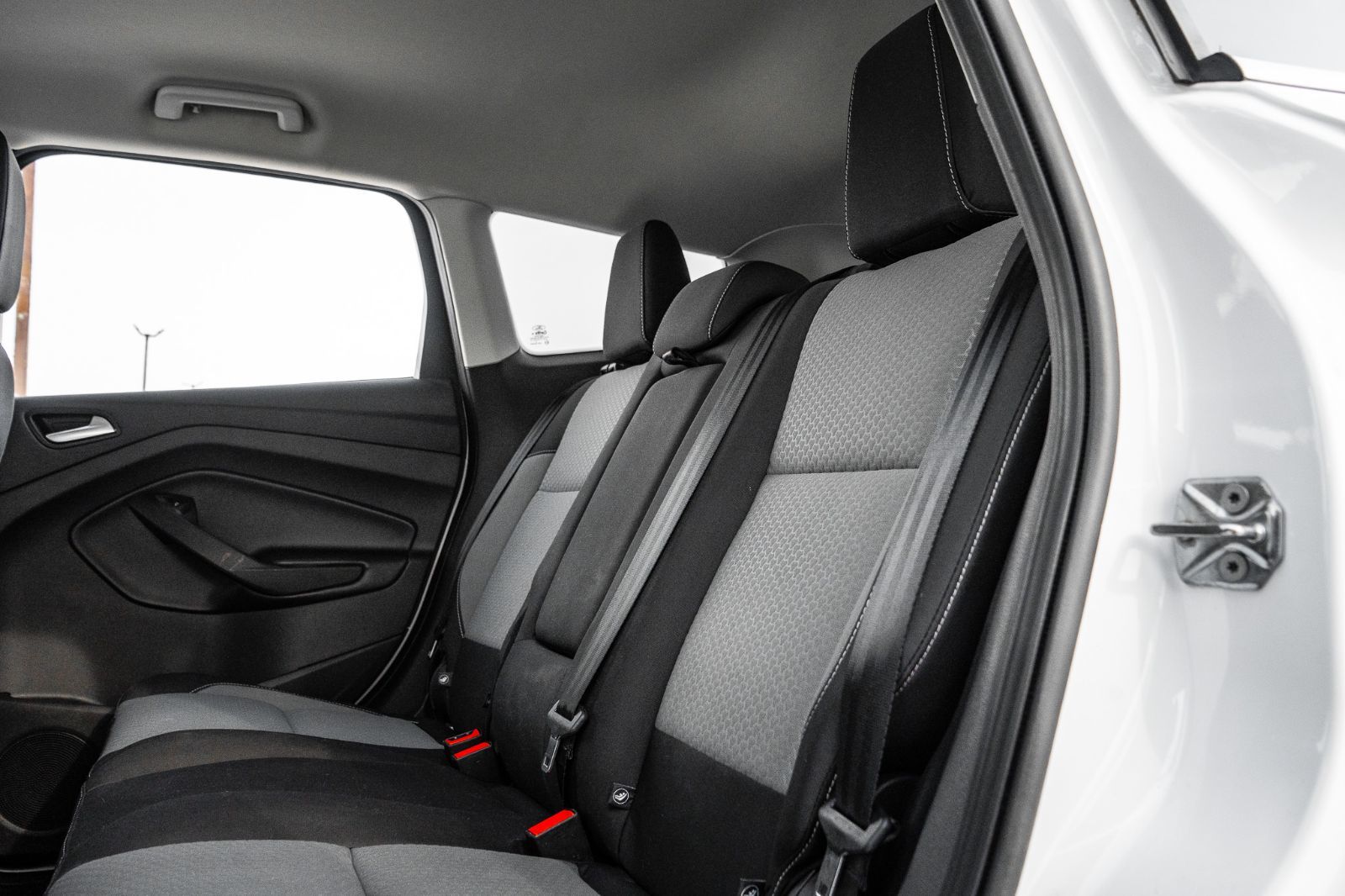 2017 Ford Escape SE-28