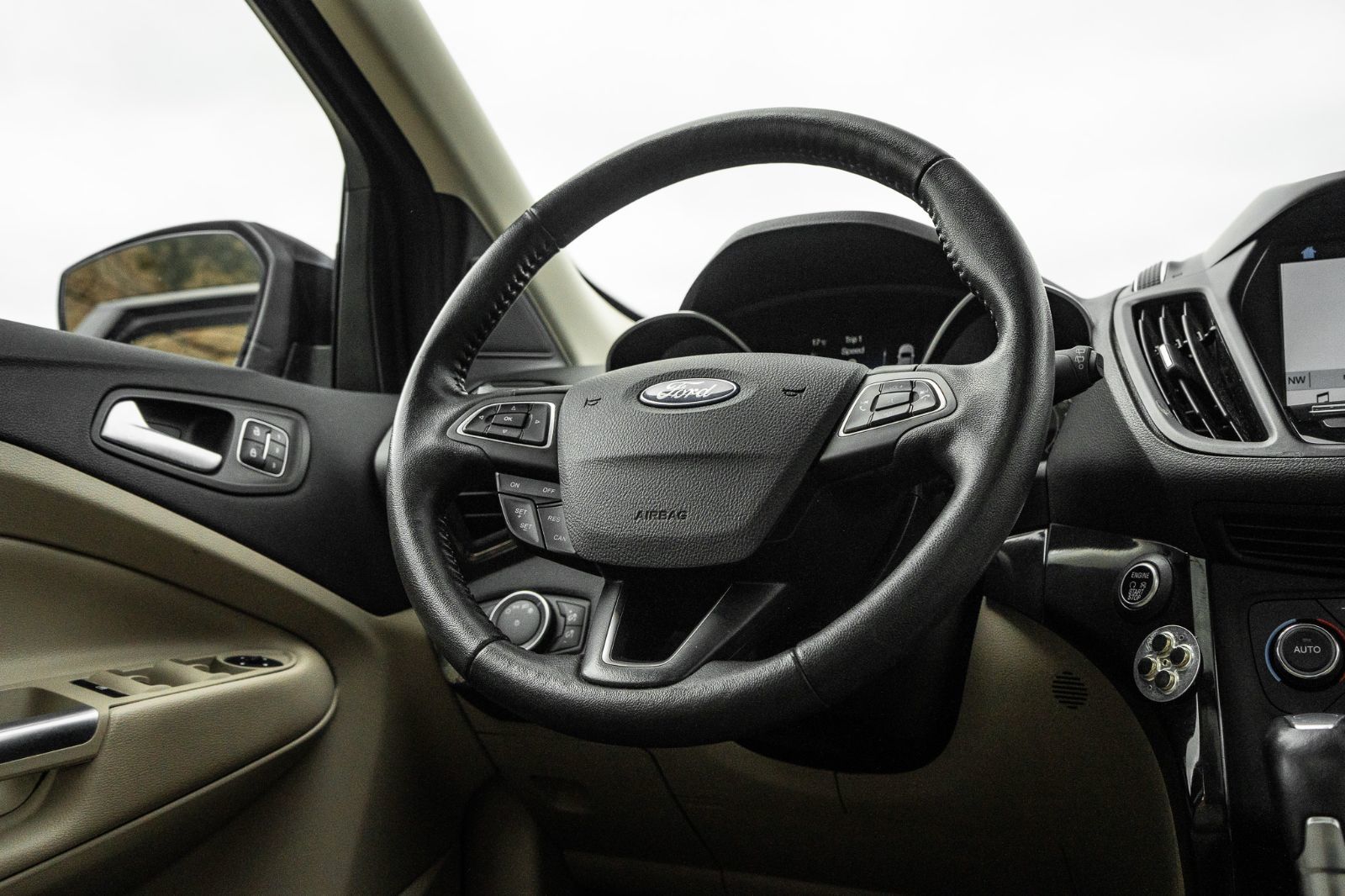 2017 Ford Escape Titanium-9