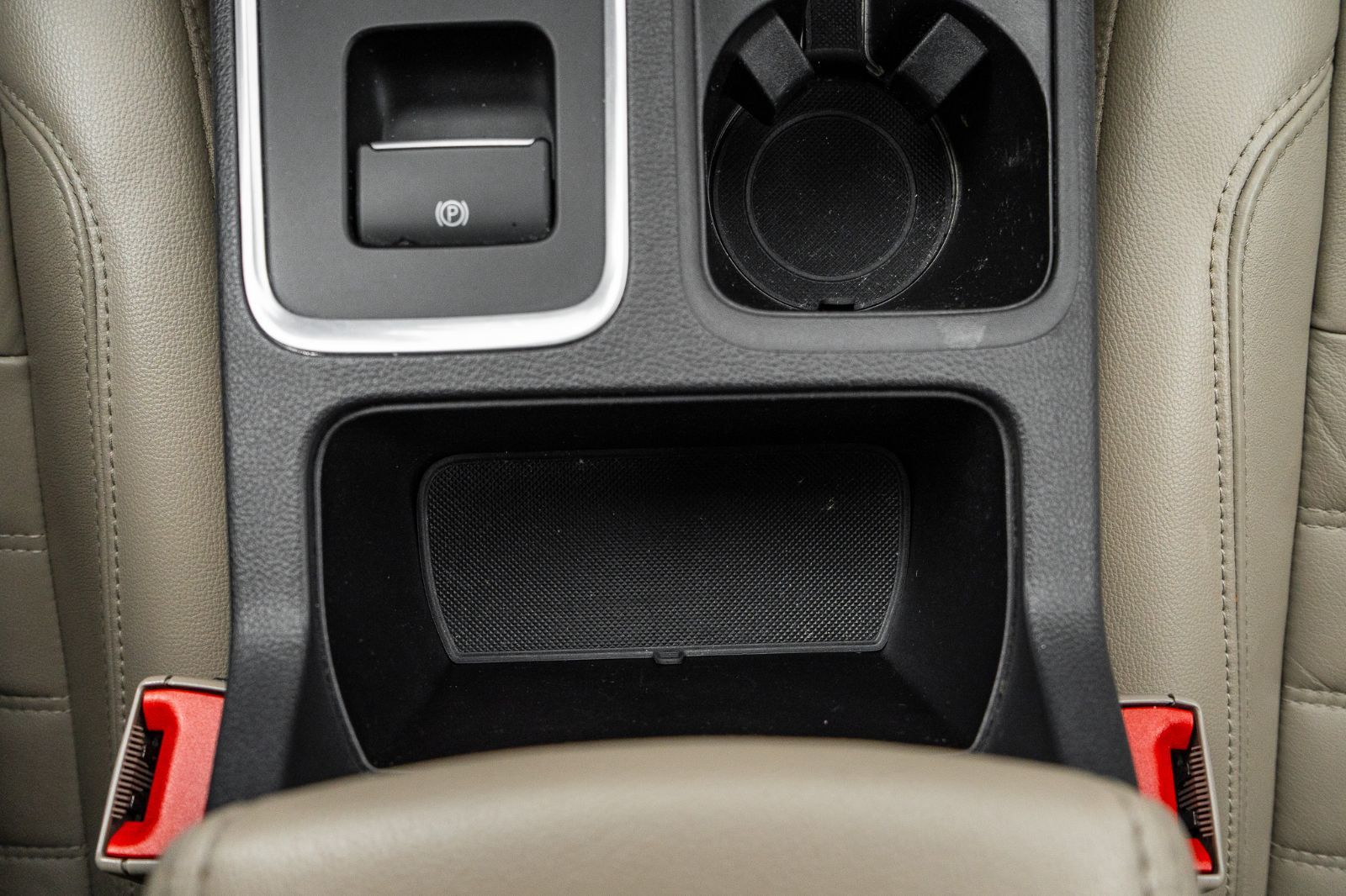 2017 Ford Escape Titanium-19