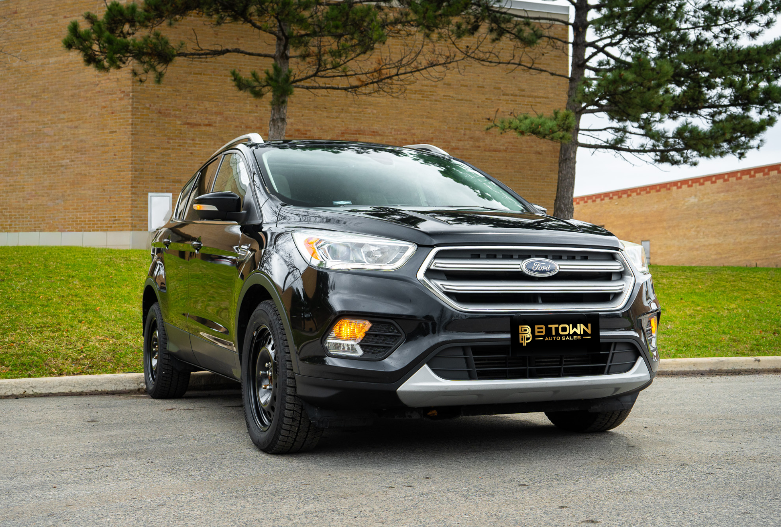 2017 Ford Escape Titanium-2