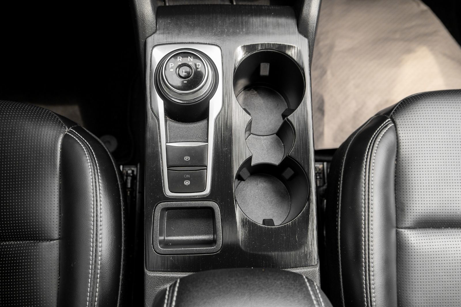 2023 Ford Escape Platinum-16