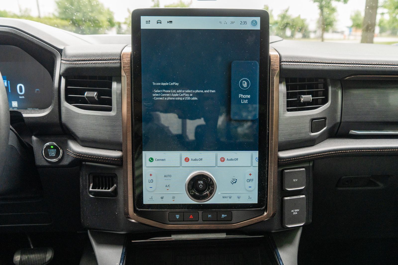 2022 Ford F-150 Lightning LARIAT-16