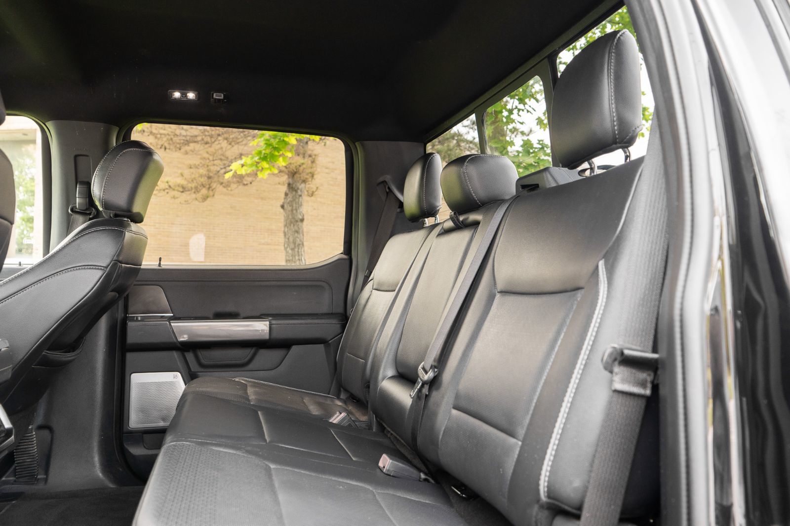 2022 Ford F-150 Lariat-29