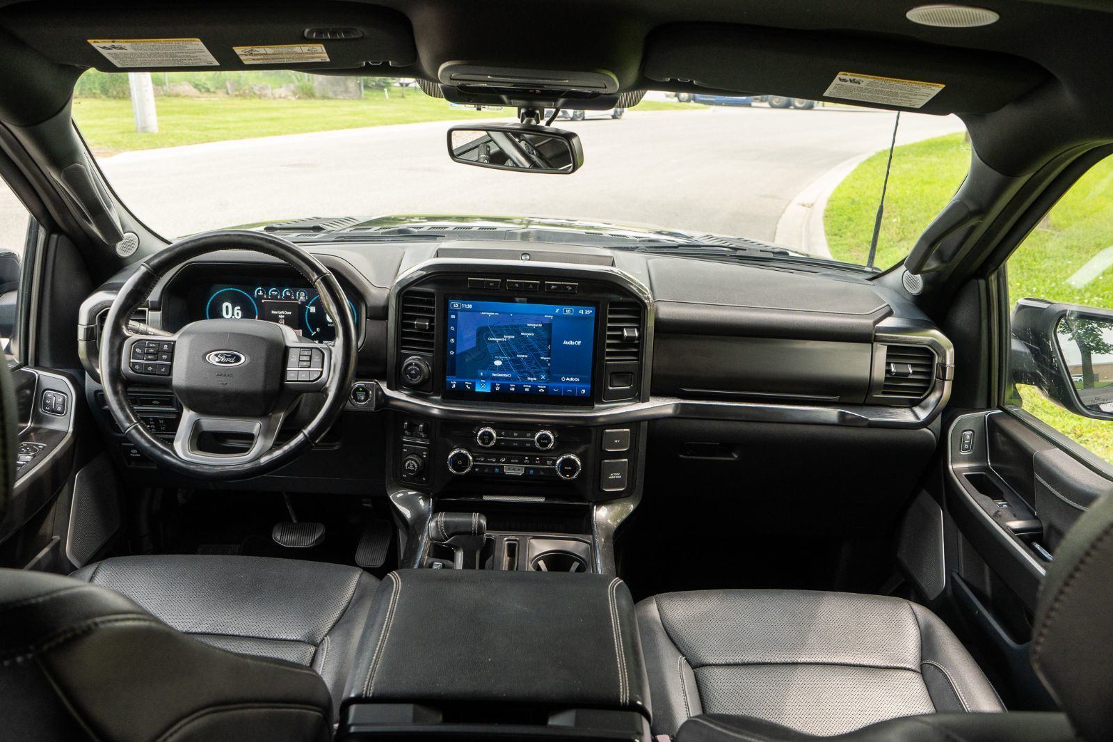 2022 Ford F-150 Lariat-8