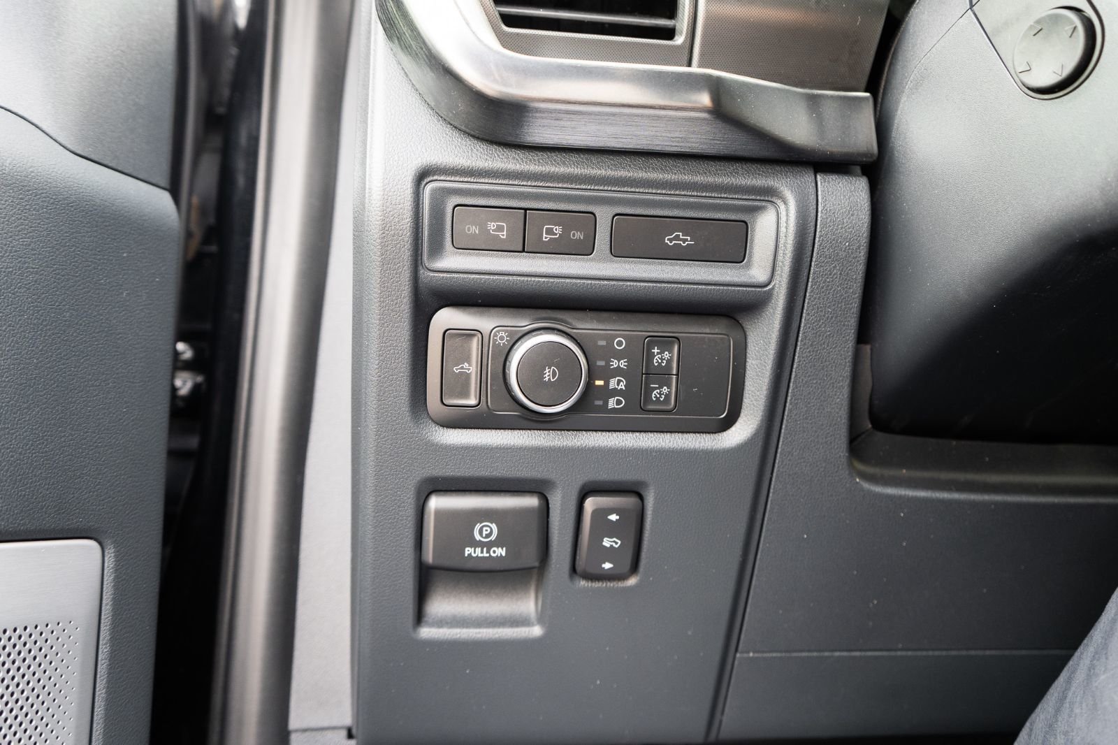 2022 Ford F-150 Lariat-24