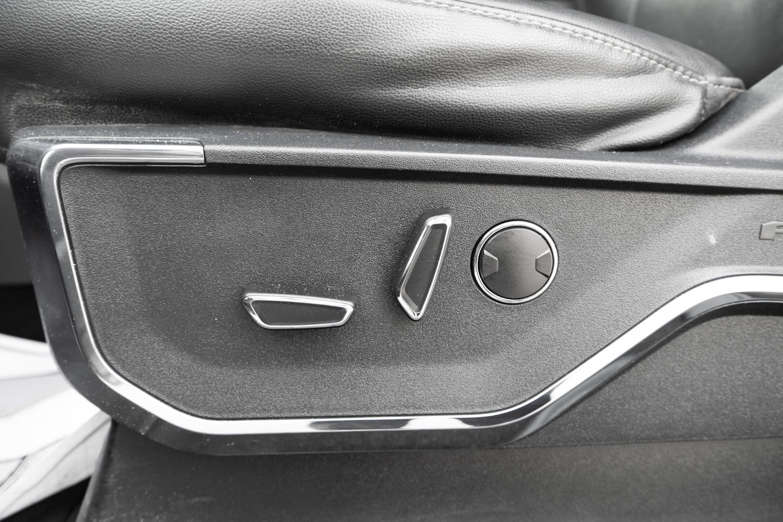 2022 Ford F-150 Lariat-27