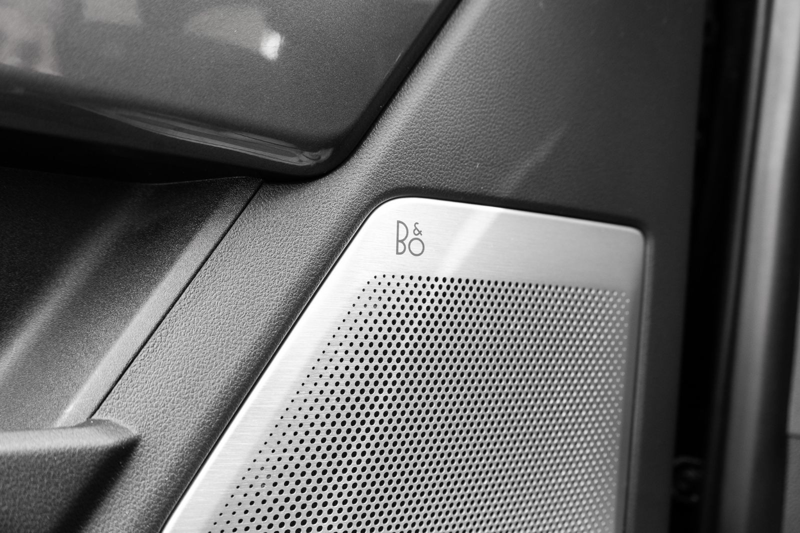 2022 Ford F-150 Lariat-23