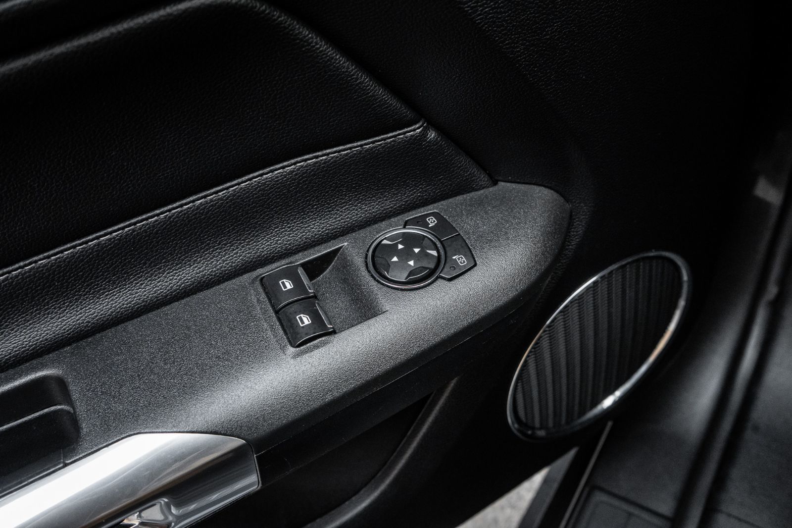 2018 Ford Mustang Ecoboost Premium-19