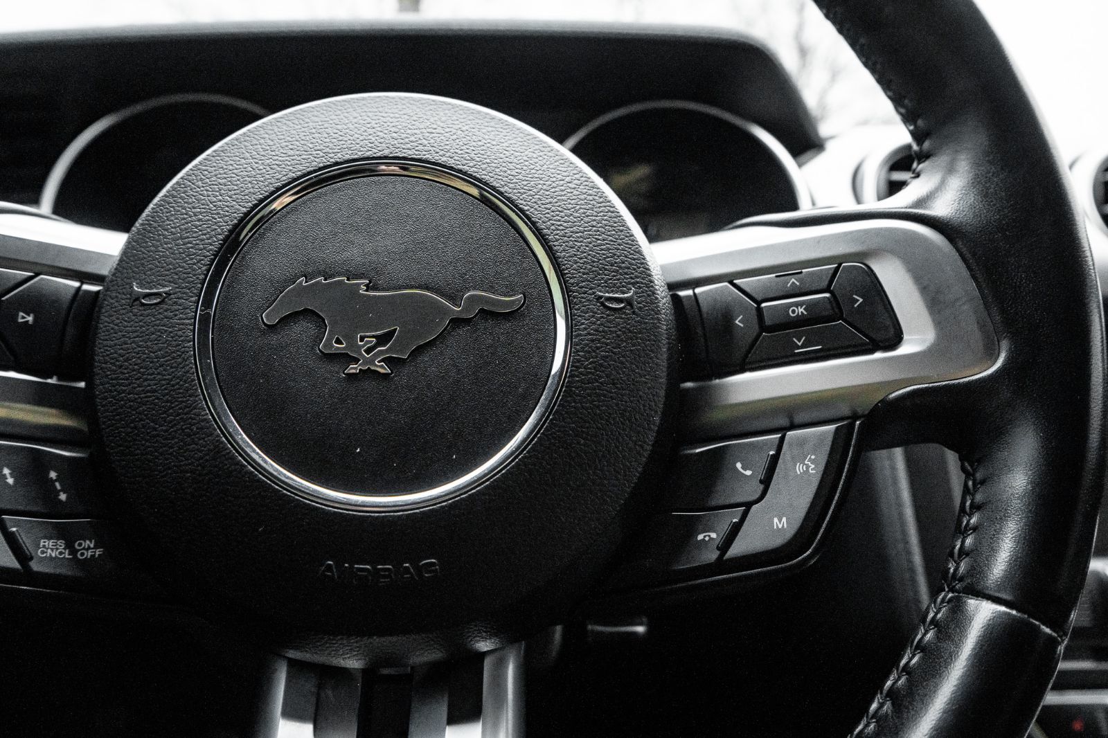 2018 Ford Mustang Ecoboost Premium-9