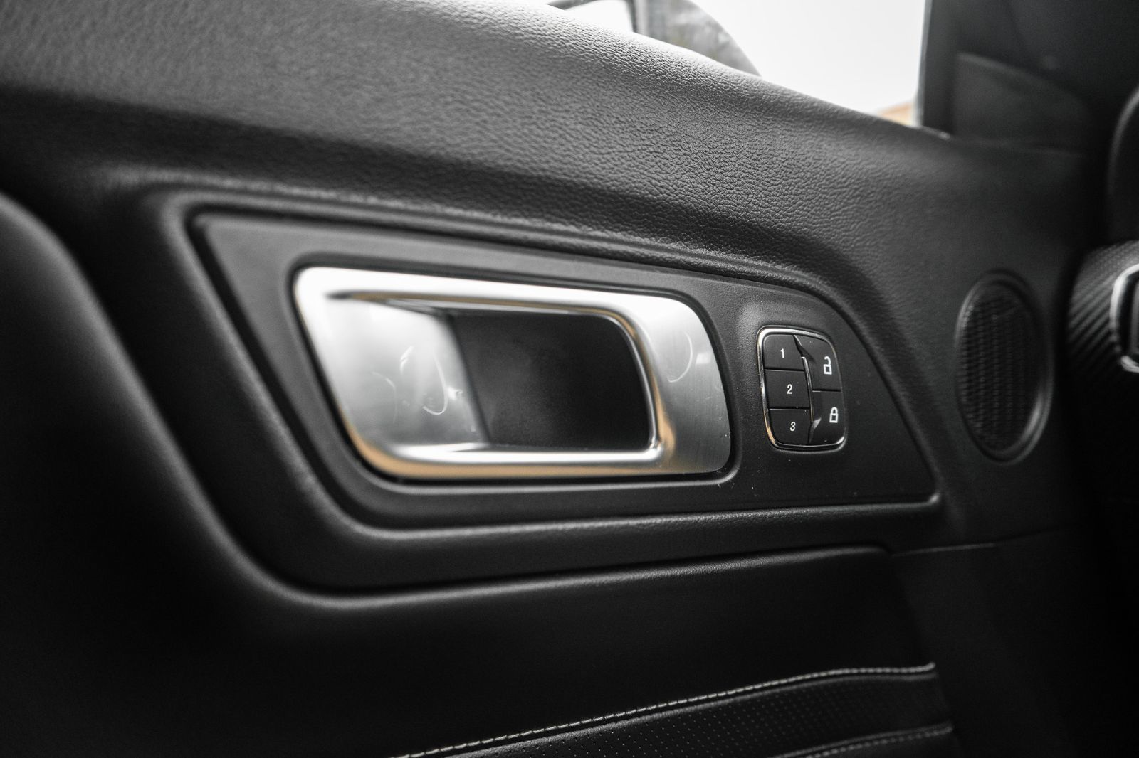 2020 Ford Mustang GT PREMIUM-19