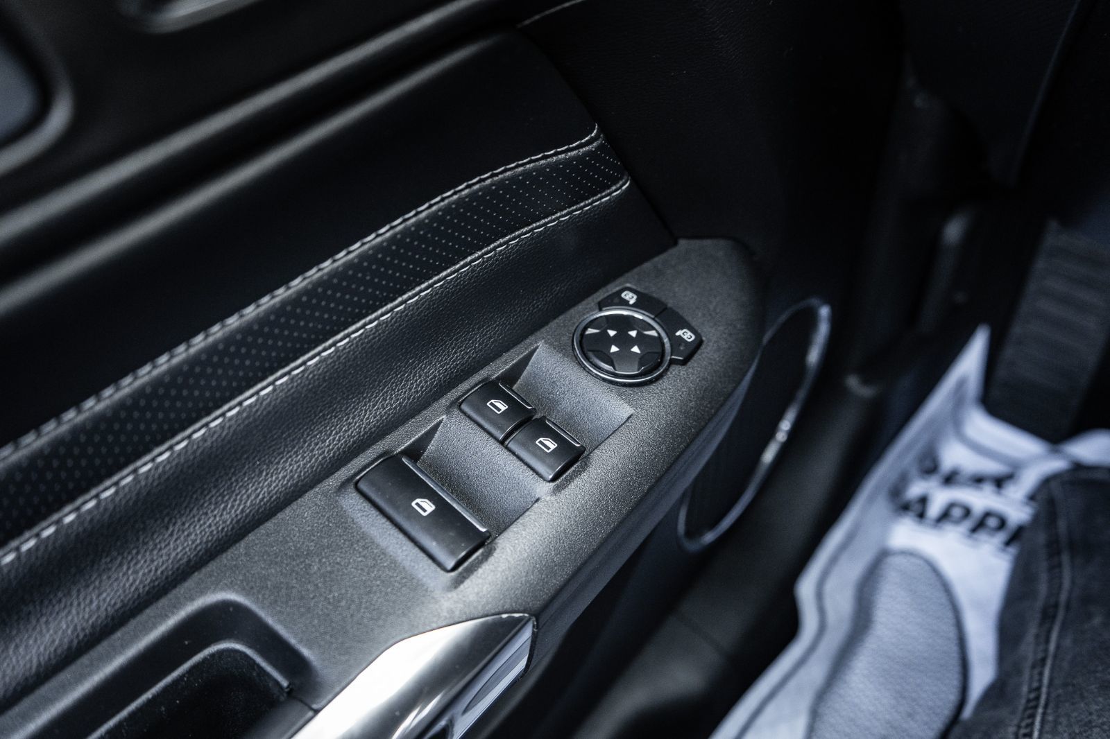 2020 Ford Mustang Ecoboost premium convertible-19